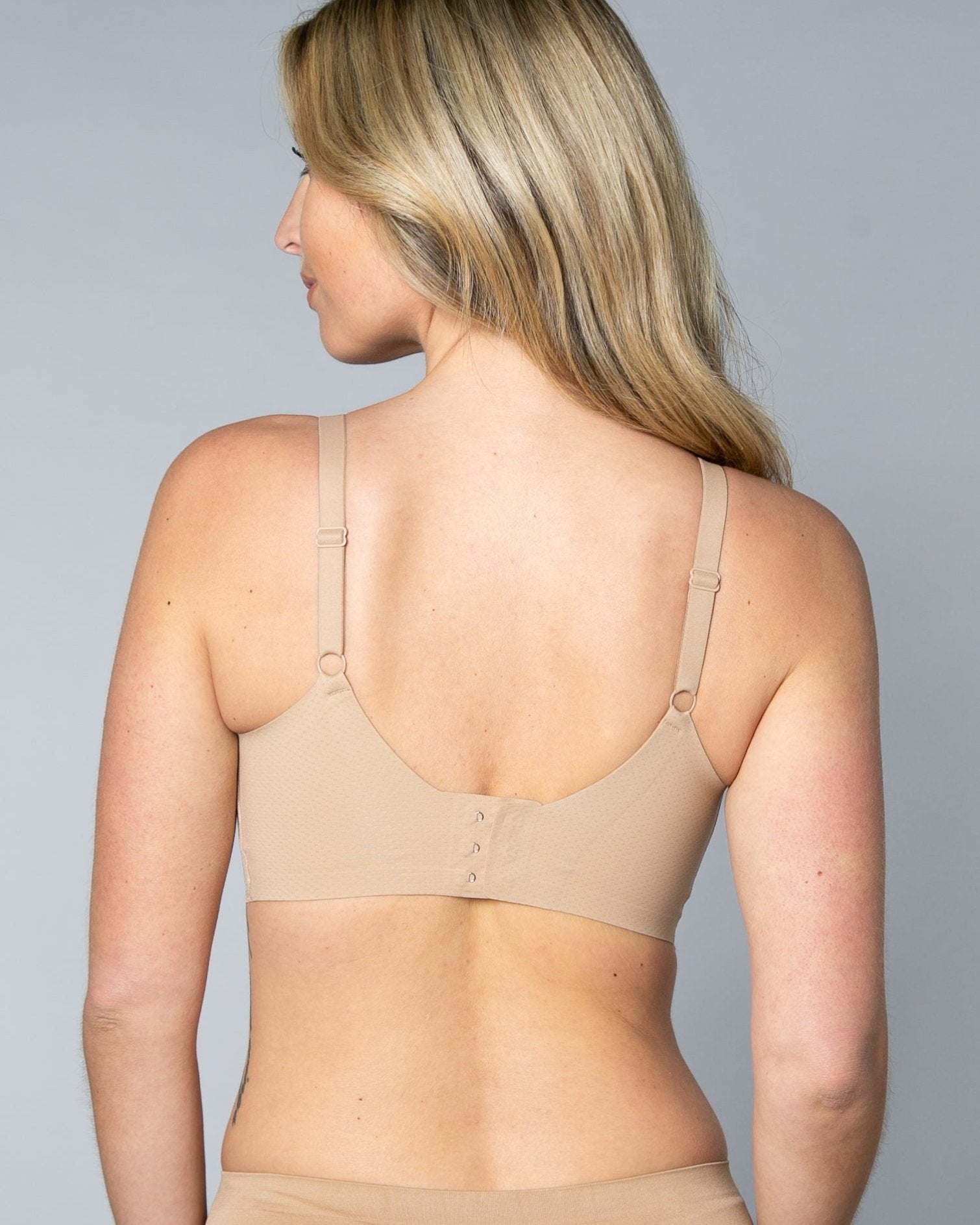 Style-2033-INVISIBLE EDGE SHEAR SCULPT WITH LACE OVERLAY BRA-Beige-back