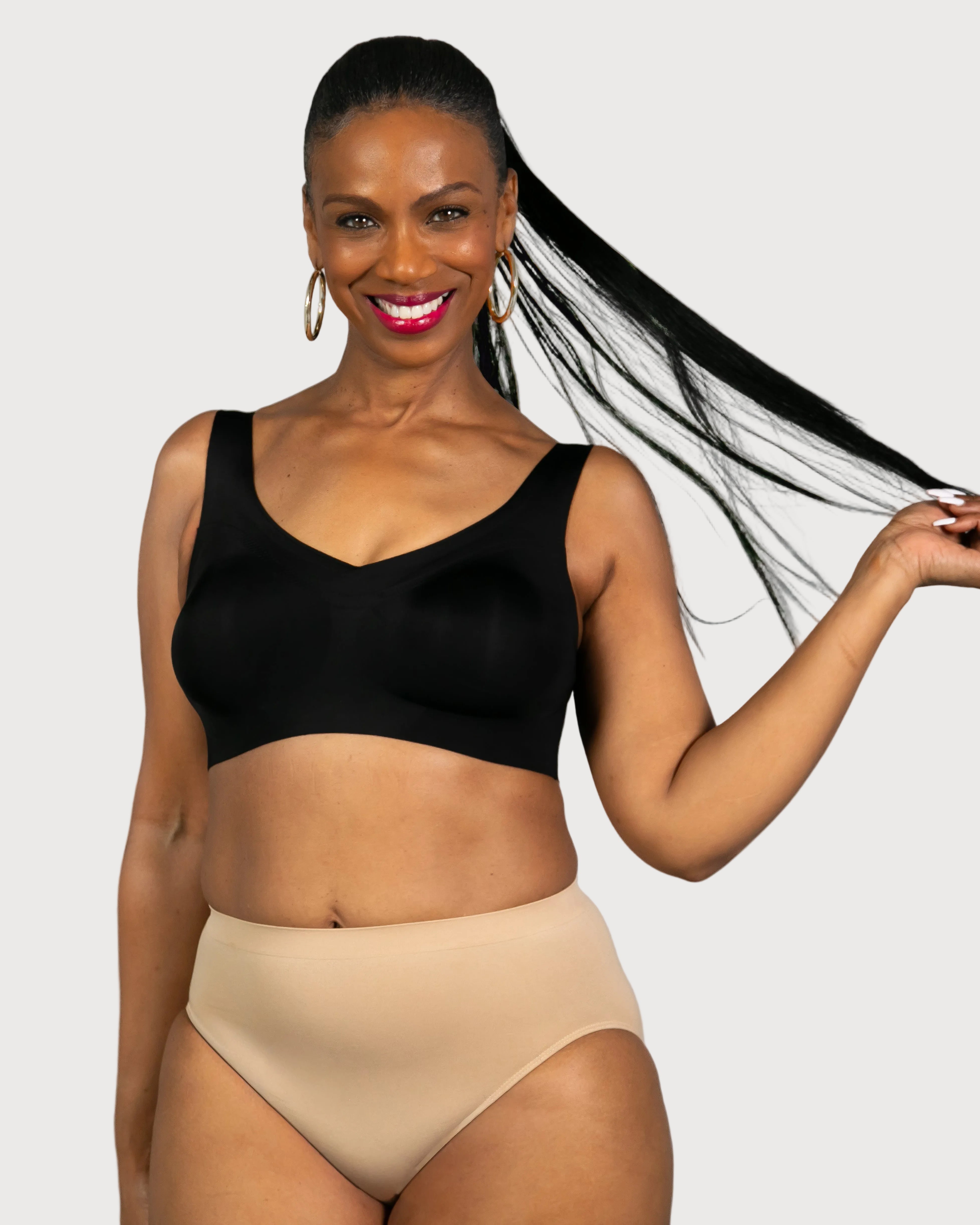 Black Invisible Edge Gel Sweetheart Bra by Rhonda Shear — gel support bra with sweetheart neckline