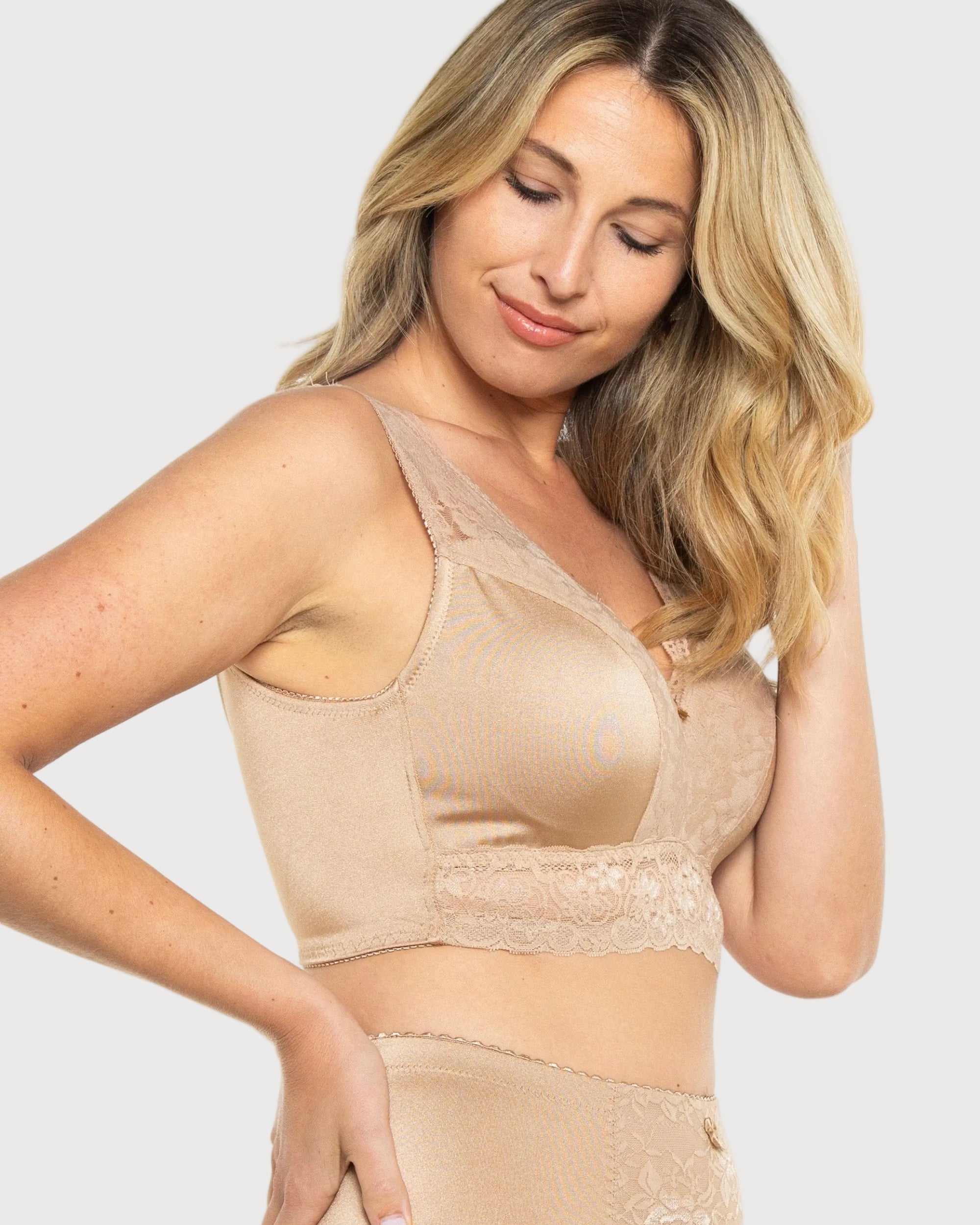 Pin-Up Girl Lace Leisure Bra w/Pads Beige Side 672P