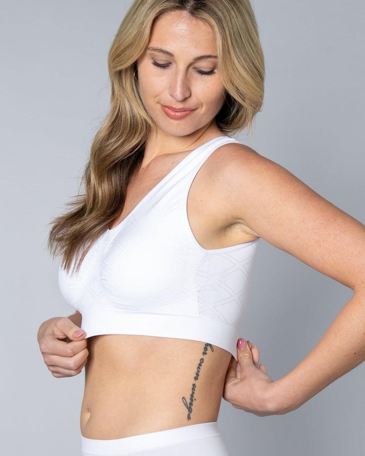 Ahh Bra with Jacquard Diamond Motif - style 9195