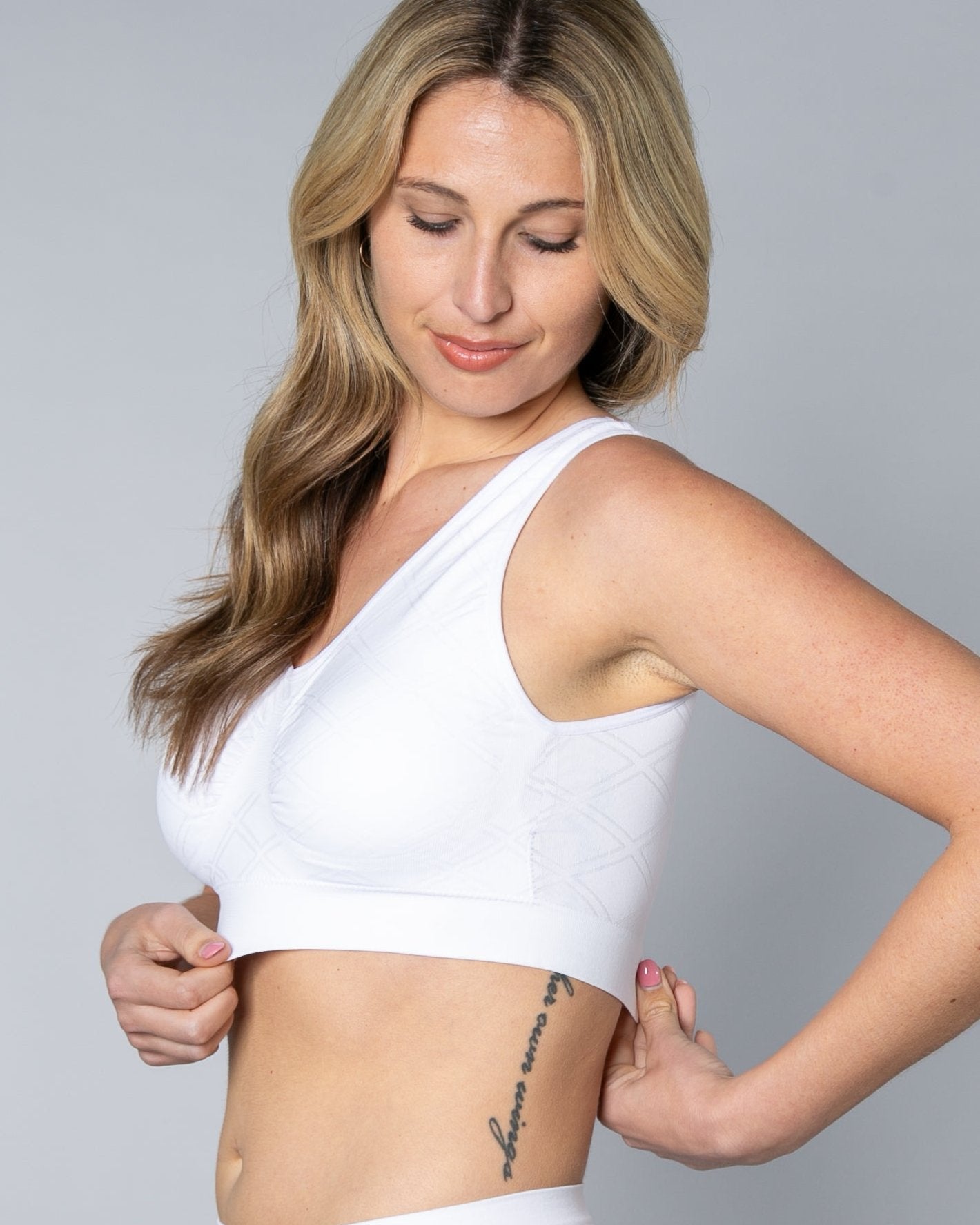 Ahh Bra with Jacquard Diamond Motif - style 9195