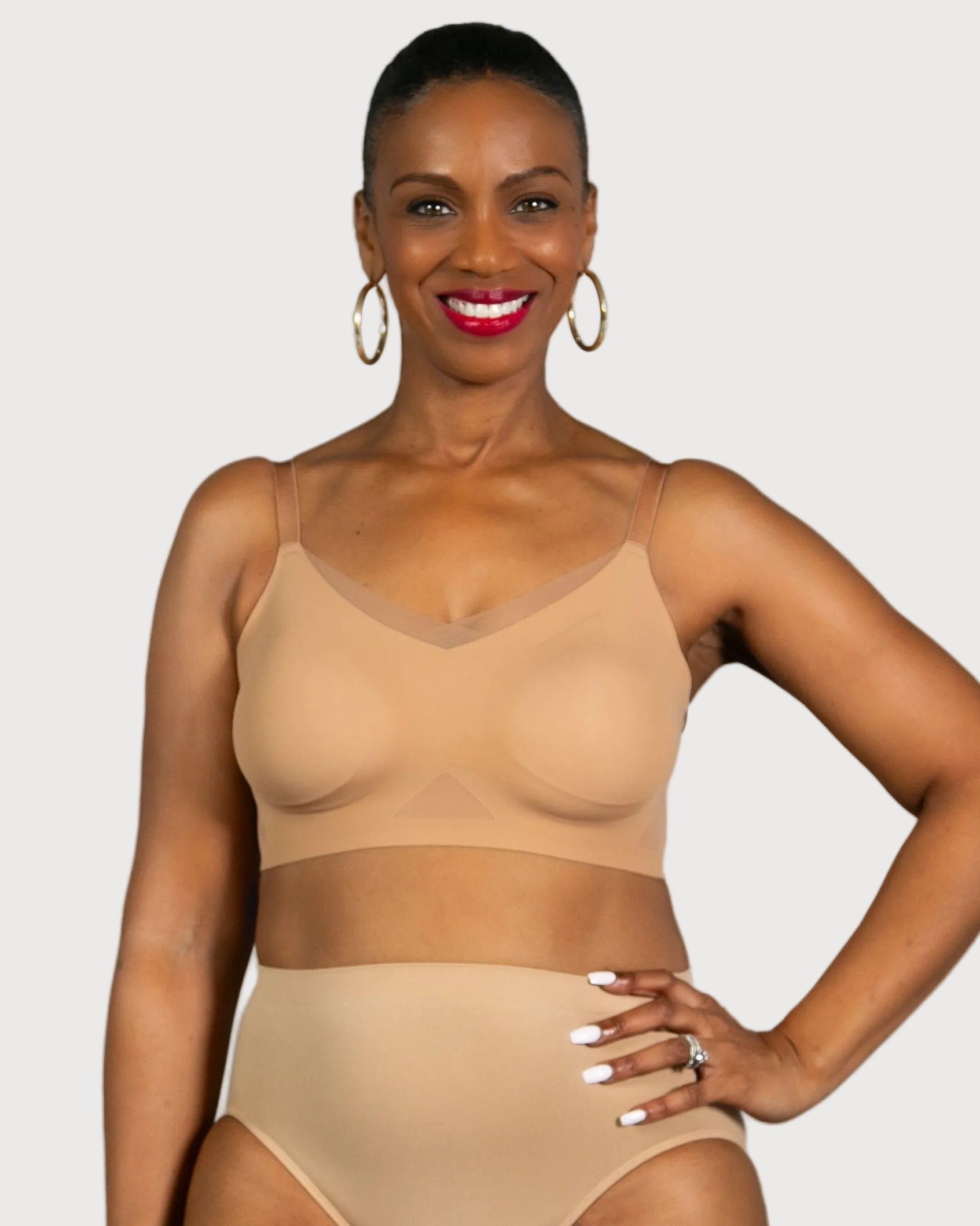 Sienna Invisible Edge Bra w. Mesh Cut-out Detail by Rhonda Shear — seamless butterknit bra