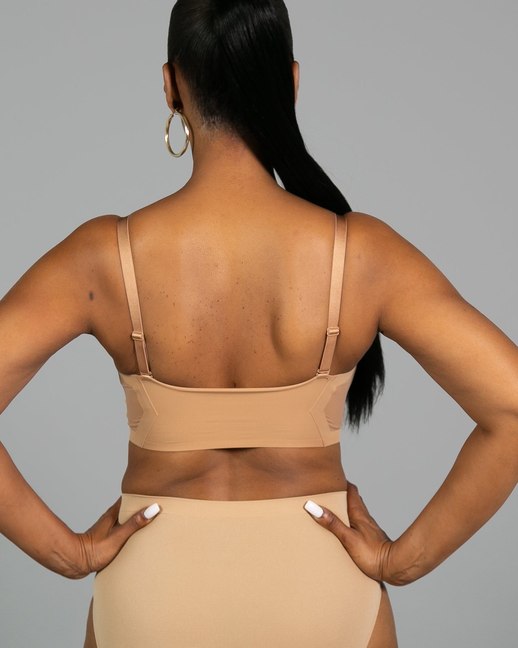 Sienna Invisible Edge Bra w. Mesh Cut-out Detail by Rhonda Shear — alternate view, seamless butterknit bra
