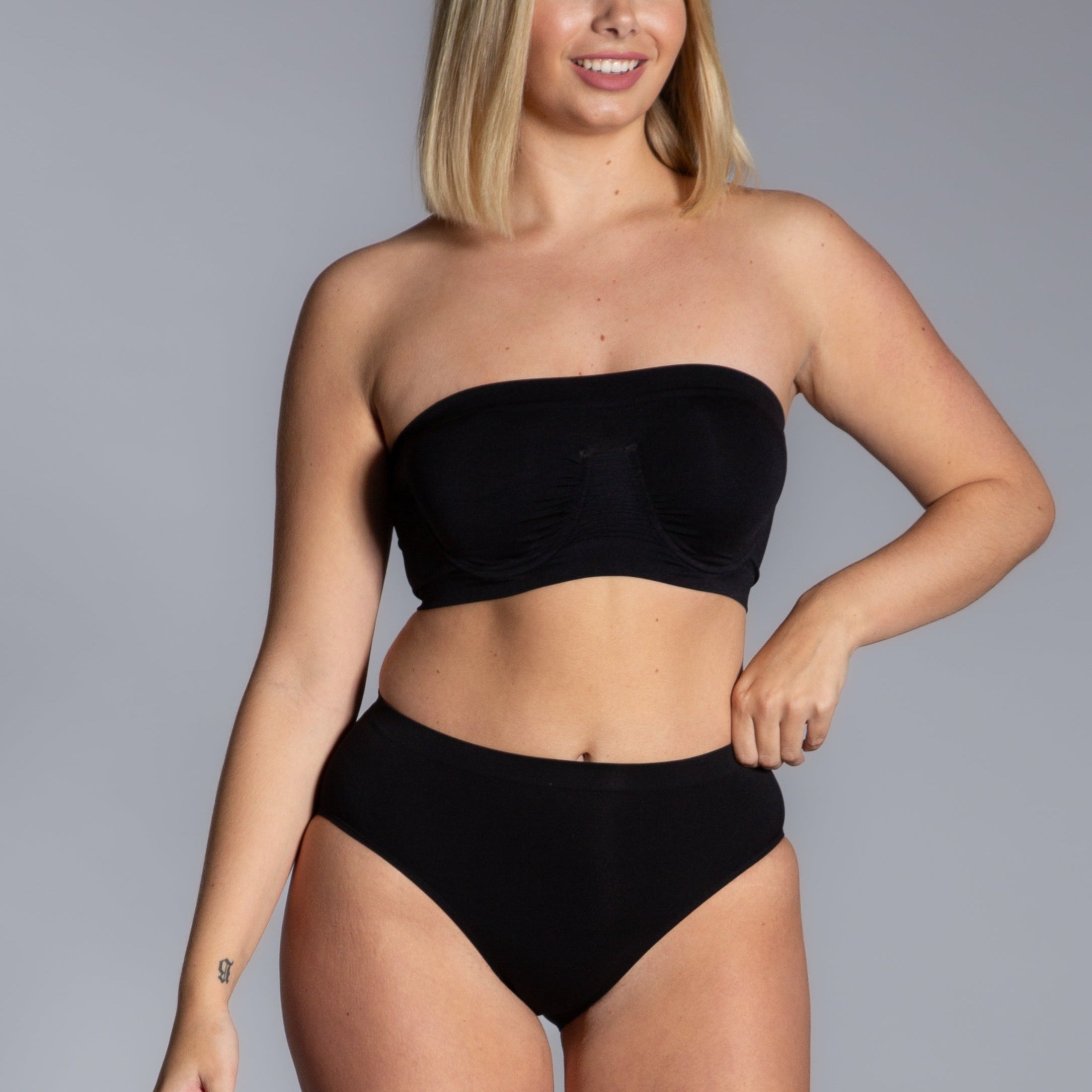 Style 9685 - Angel Seamless Underwire Bandeau Bra