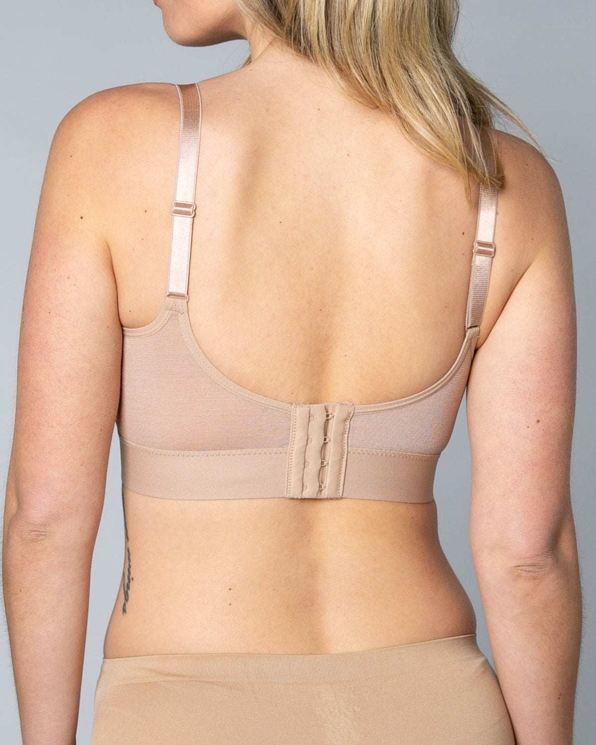 Style-B4107-LACE MOLDED CUP BRA WITH BACK CLOSURE-Beige-back