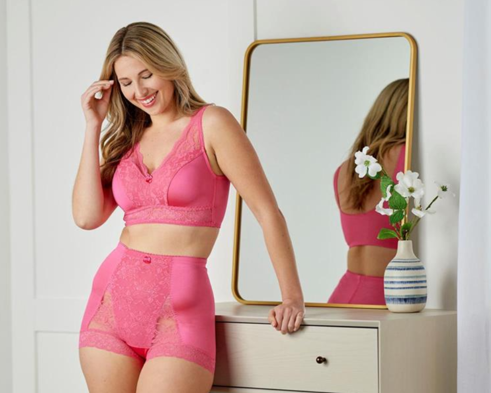 How Should a Bra Fit? The Ultimate Sizing Guide