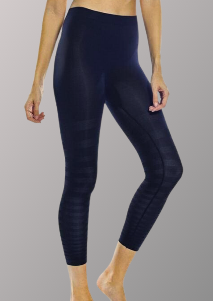 Tonal Striped Seamless Legging_Rhonda_Shear_5