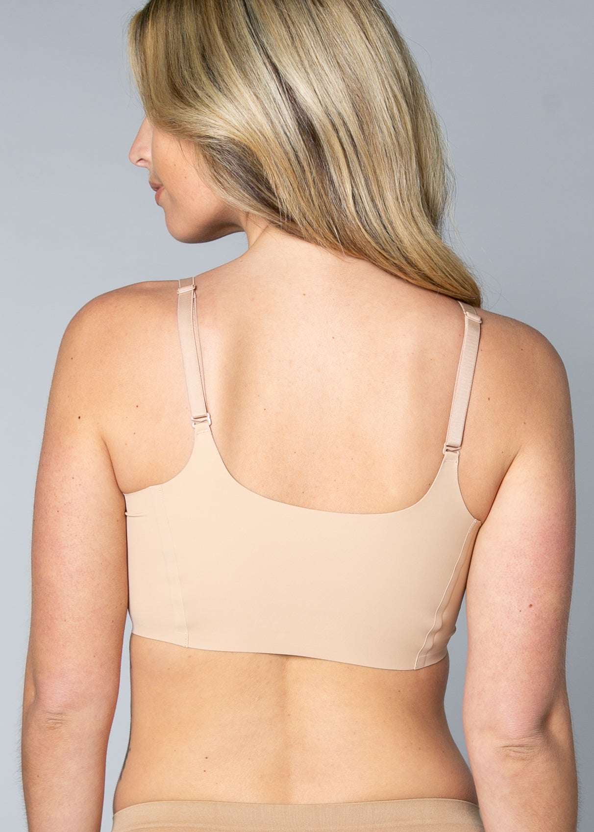 Adjustable shoulder straps Bras with 30% discount!