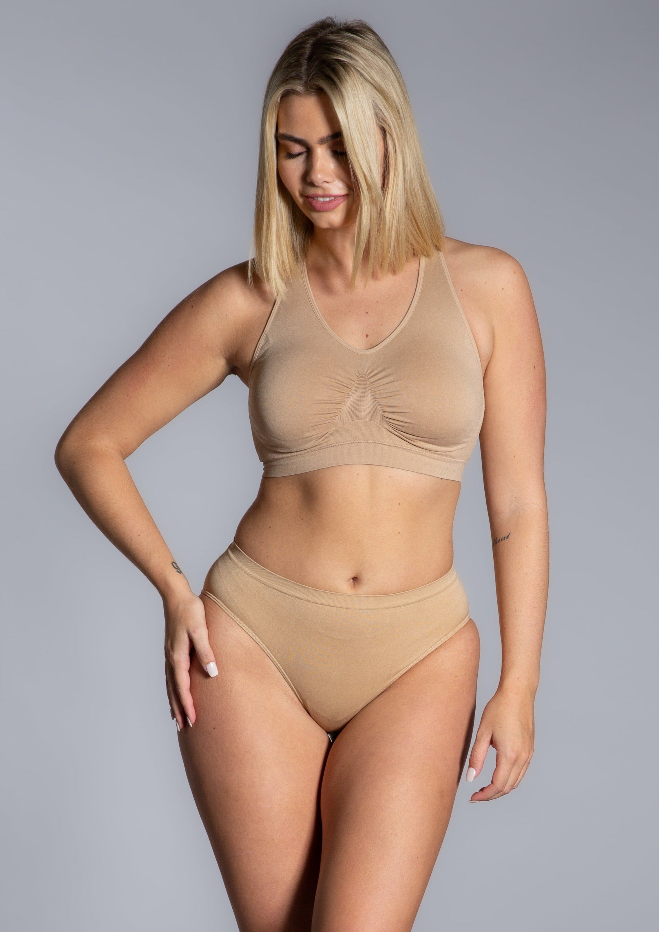 Seamless Plus Size Clear Back Bra with Transition Straps - You Go