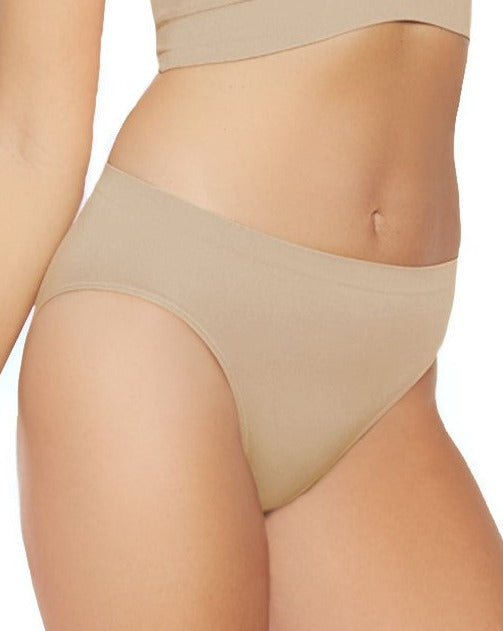 Women's Soft Seamless High-Cut Briefs Panty Smooth Underwear - Black -  CN12F6EGHMV
