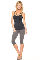 Seamless Shaping Capri Legging_Rhonda_Shear_3